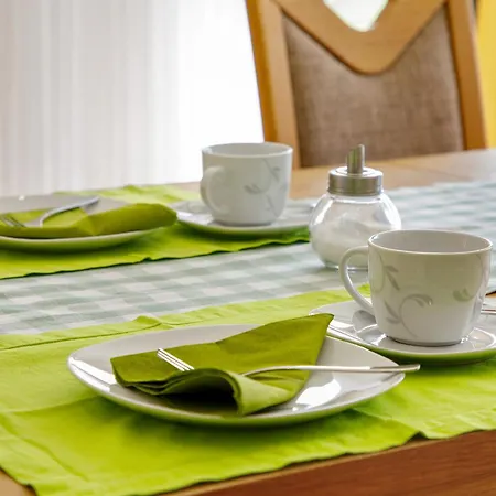 Kiesel Apartament *